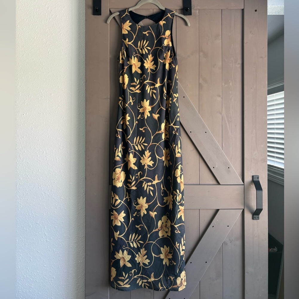 90s whimsigoth witchy floral maxi dress keyhole back flowy